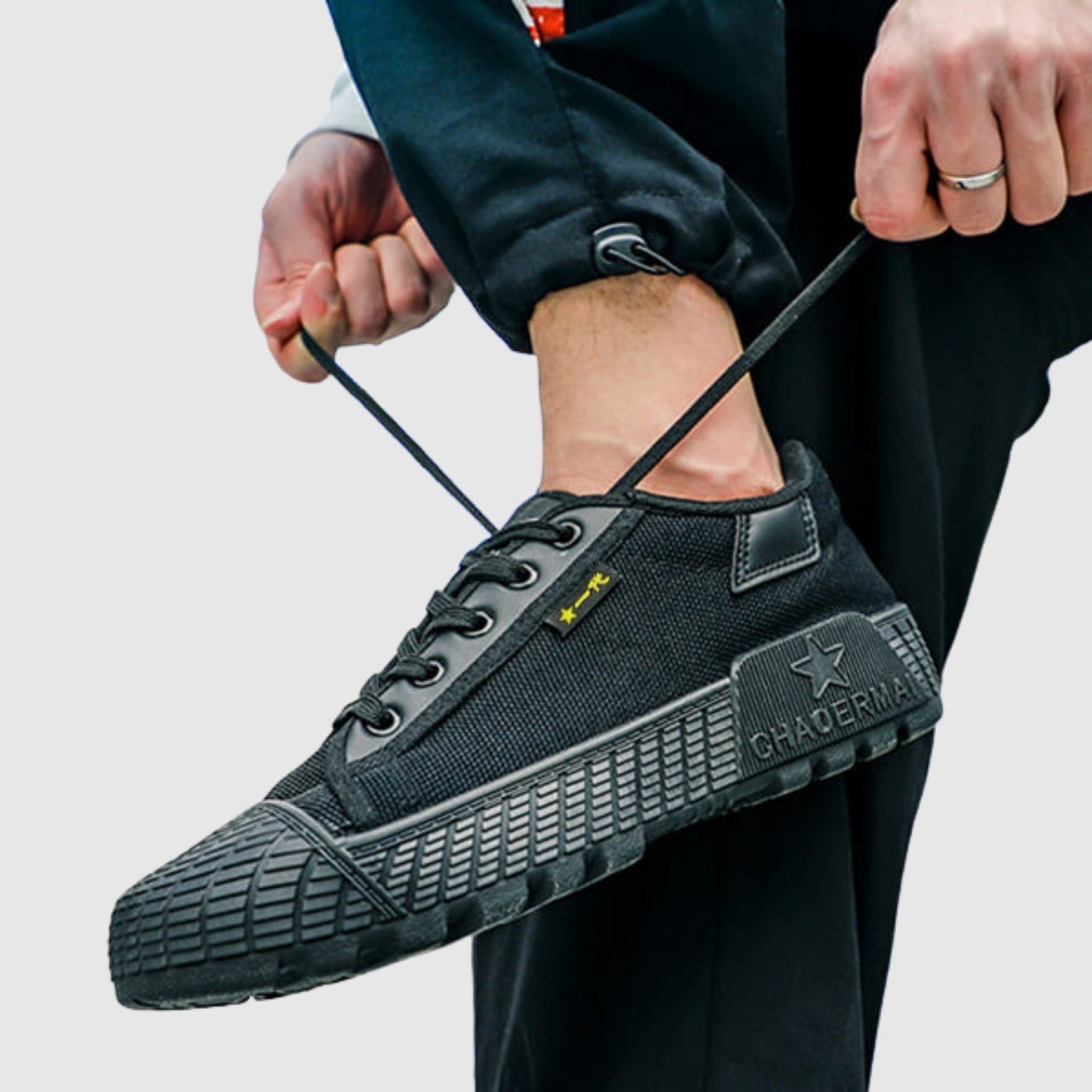 Márk – Cipők minden terepre